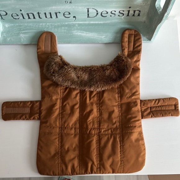 Brown Doggie Coat with Faux Fur Collar Size Small/Medium Fleece Lined - Picture 1 of 8